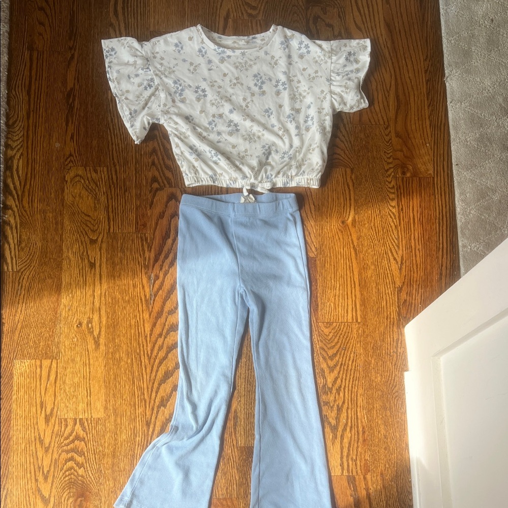 Jessica Simpson Floral Top and Light Blue Pants Set